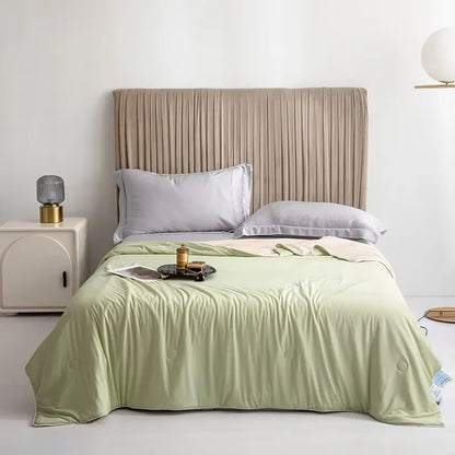 High Quality Cooling Blankets Smooth Air Condition Comforter Lightweight Summer Quilt with Double Side Cold & Cooling Fabric